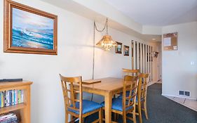 Waters Edge 404